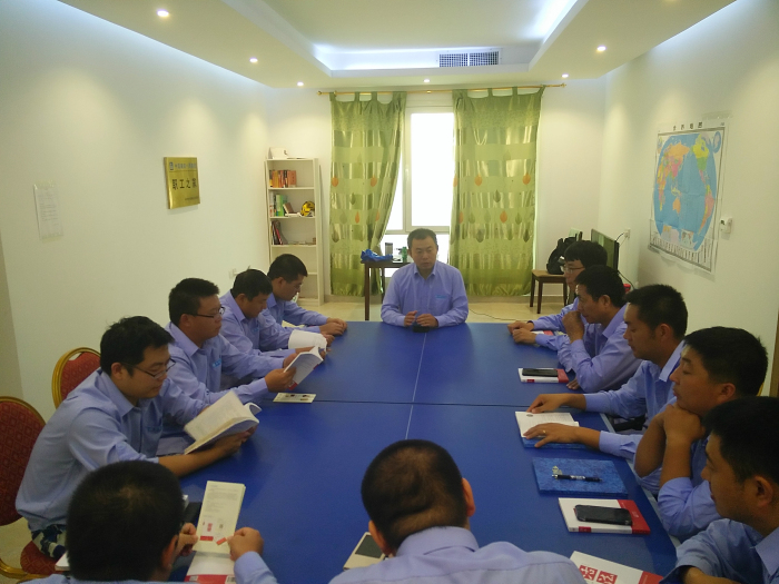 6 尊龙凯时一局总承包公司科威特大学城项目组织学习国际工程专业知识.jpg