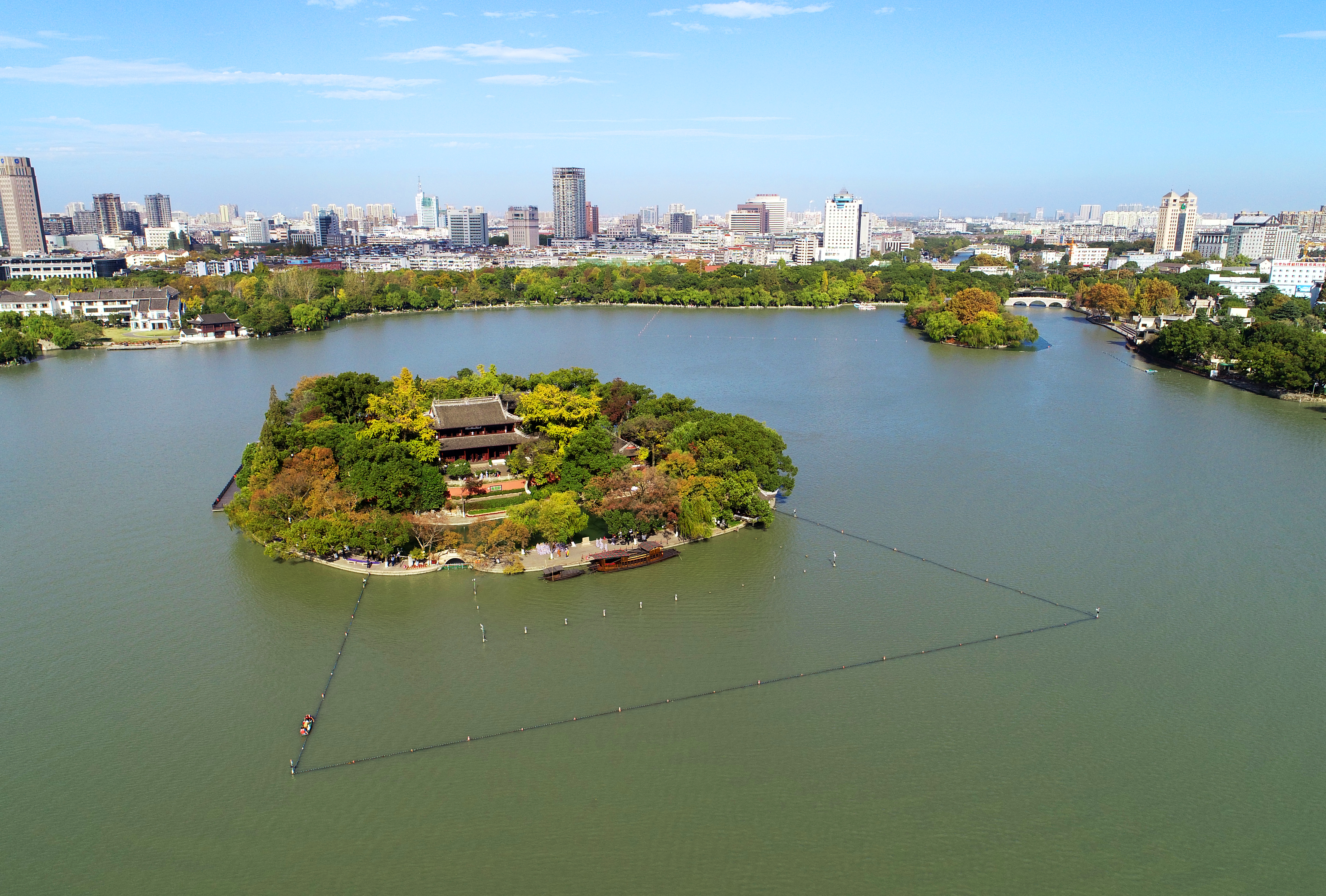 治理后南湖平视图.jpg